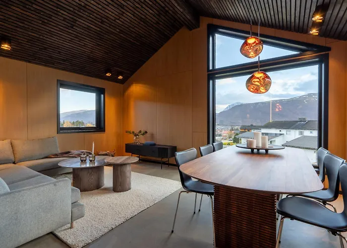 Aurora Luxe Retreat